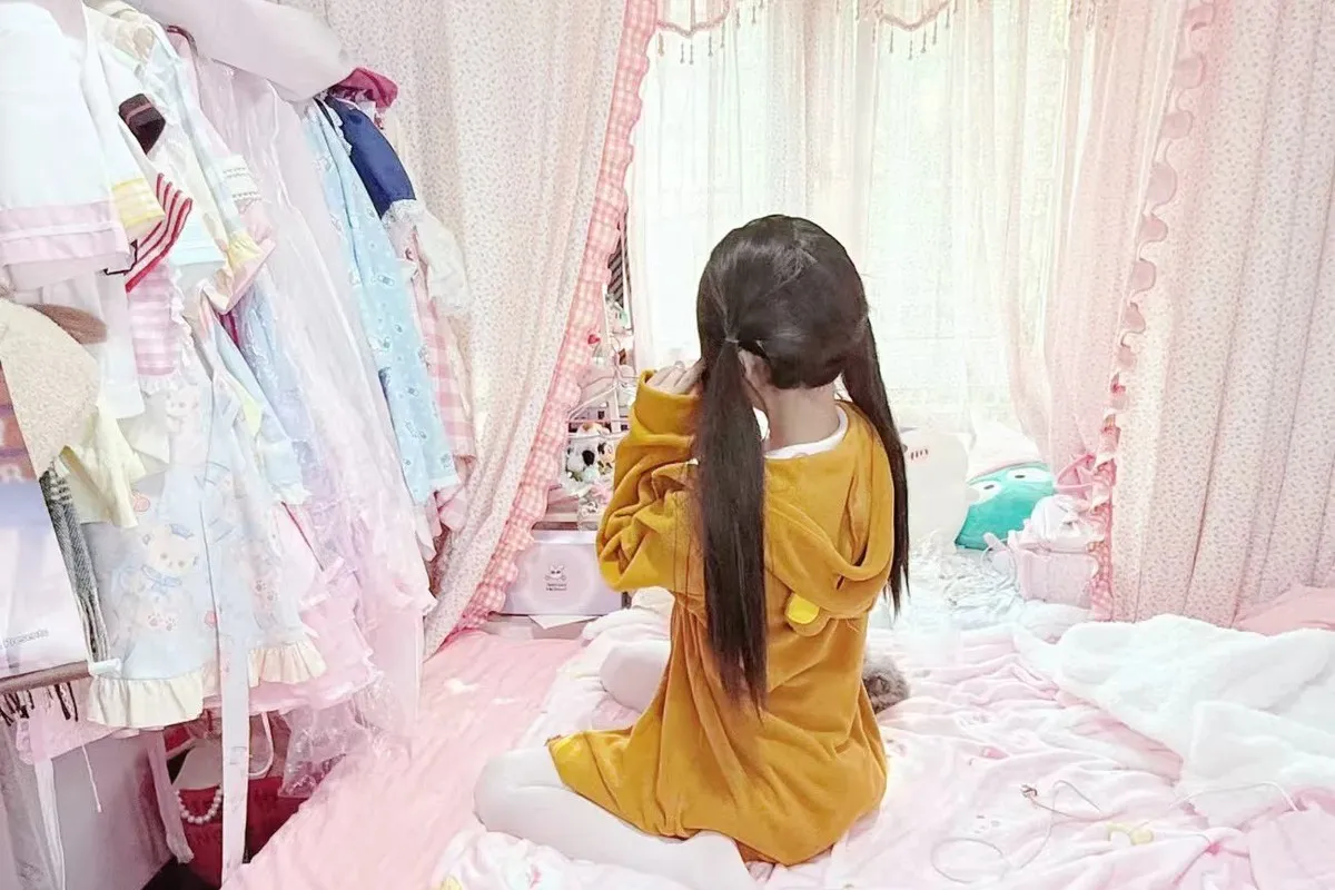 [推荐]双马尾福利姬@秋秋酱 羞羞的自拍日常 [22V52P_89.78MB]